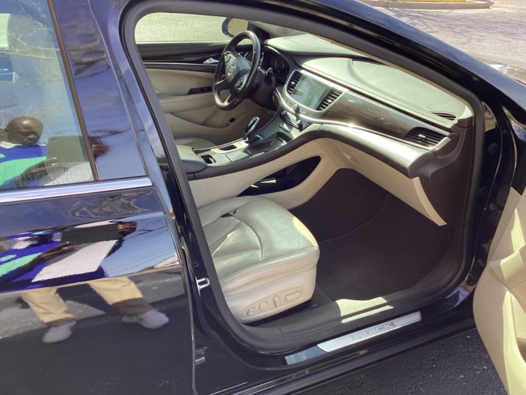 2018 Buick LaCrosse Premium photo