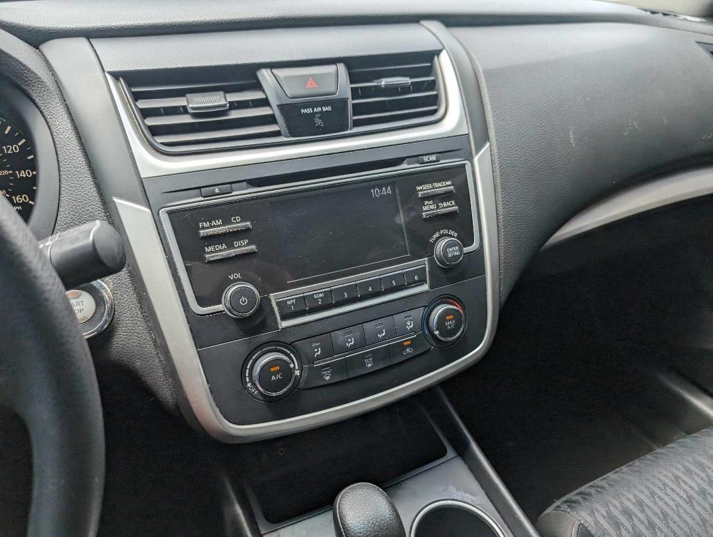 2017 Nissan Altima S photo