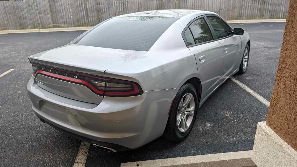 2017 Dodge Charger SE photo