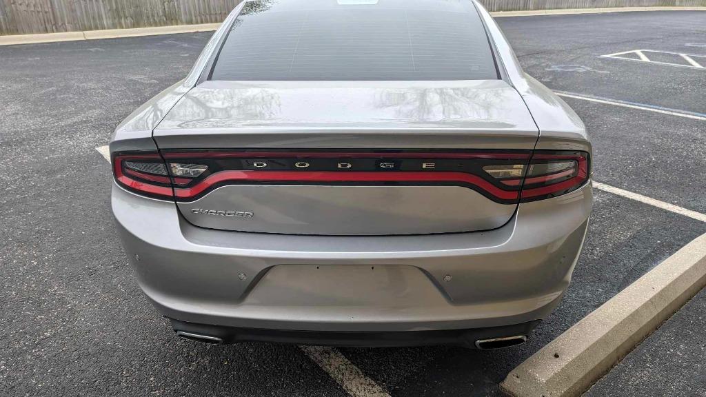 2017 Dodge Charger SE photo