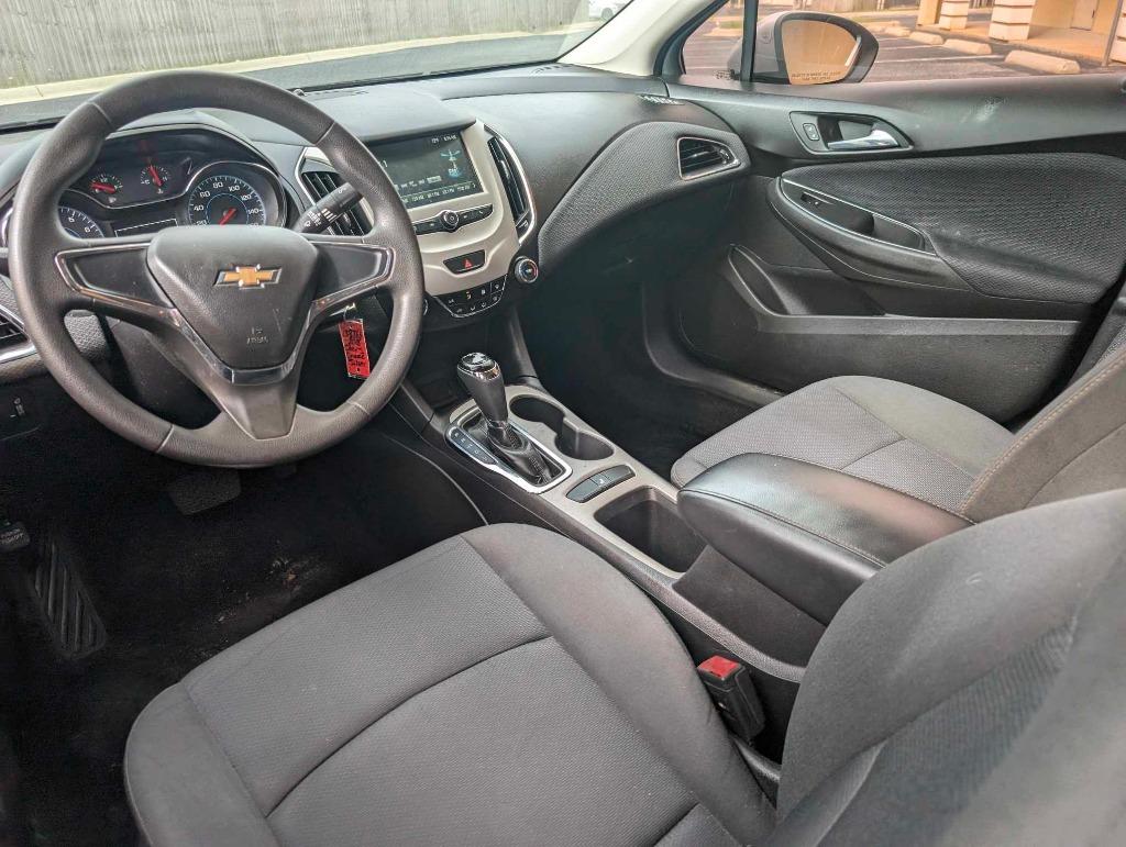 2018 Chevrolet Cruze LS photo