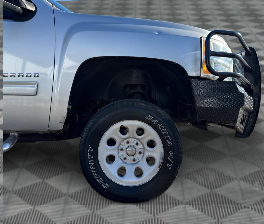 2012 Chevrolet Silverado - $9,900