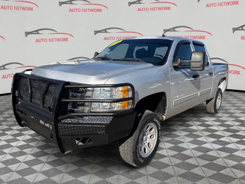2012 Chevrolet Silverado - $9,900