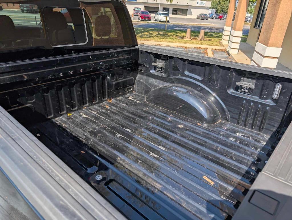 2022 Ford F-150 - $35,900