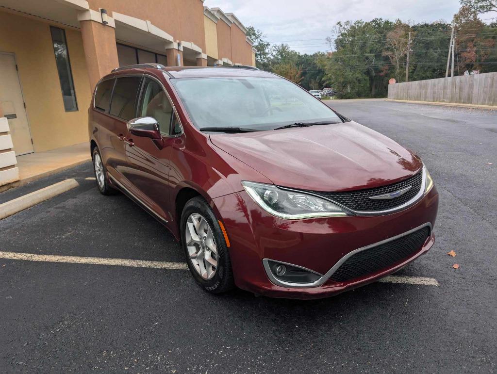 2020 Chrysler Pacifica - $10,500