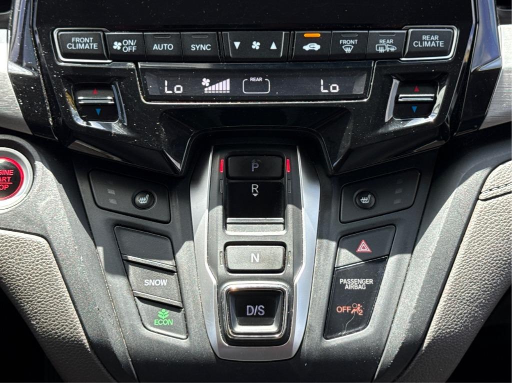 2018 Honda Odyssey - $17,800