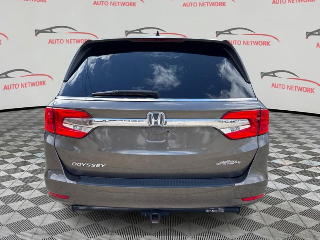2018 Honda Odyssey - $17,800