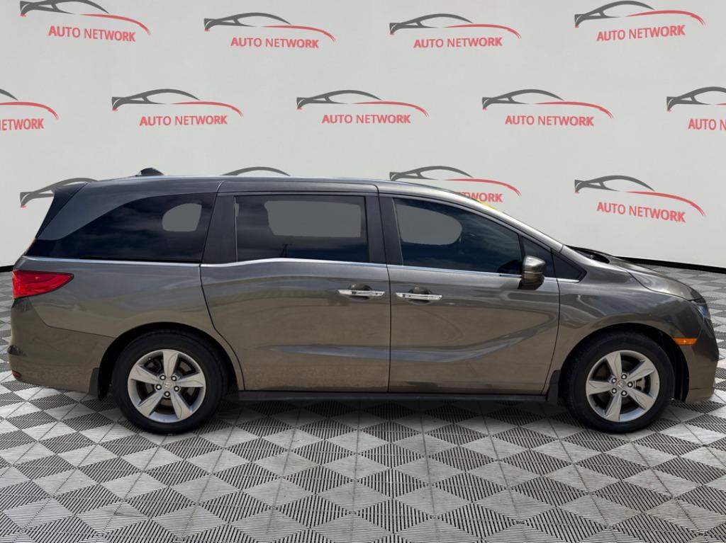 2018 Honda Odyssey - $17,800