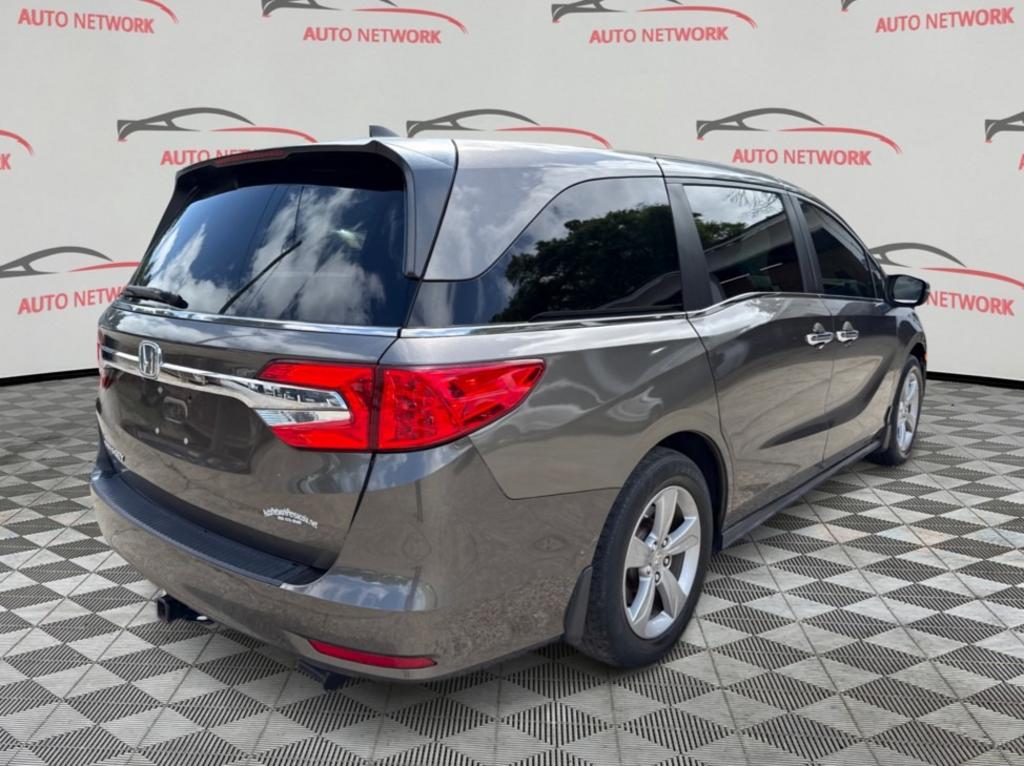 2018 Honda Odyssey - $17,800