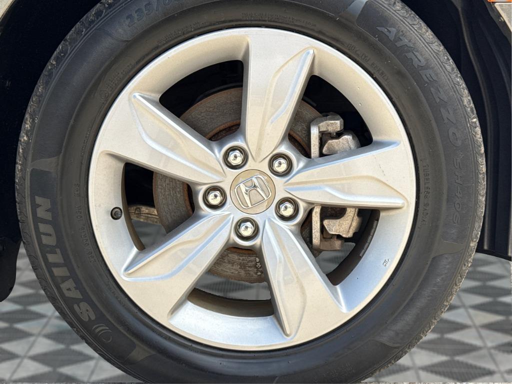 2018 Honda Odyssey - $17,800