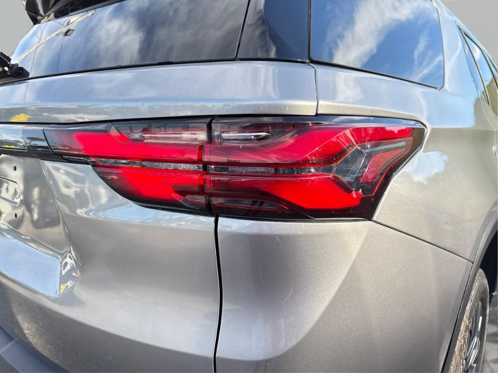 2023 Chevrolet Traverse - $23,900