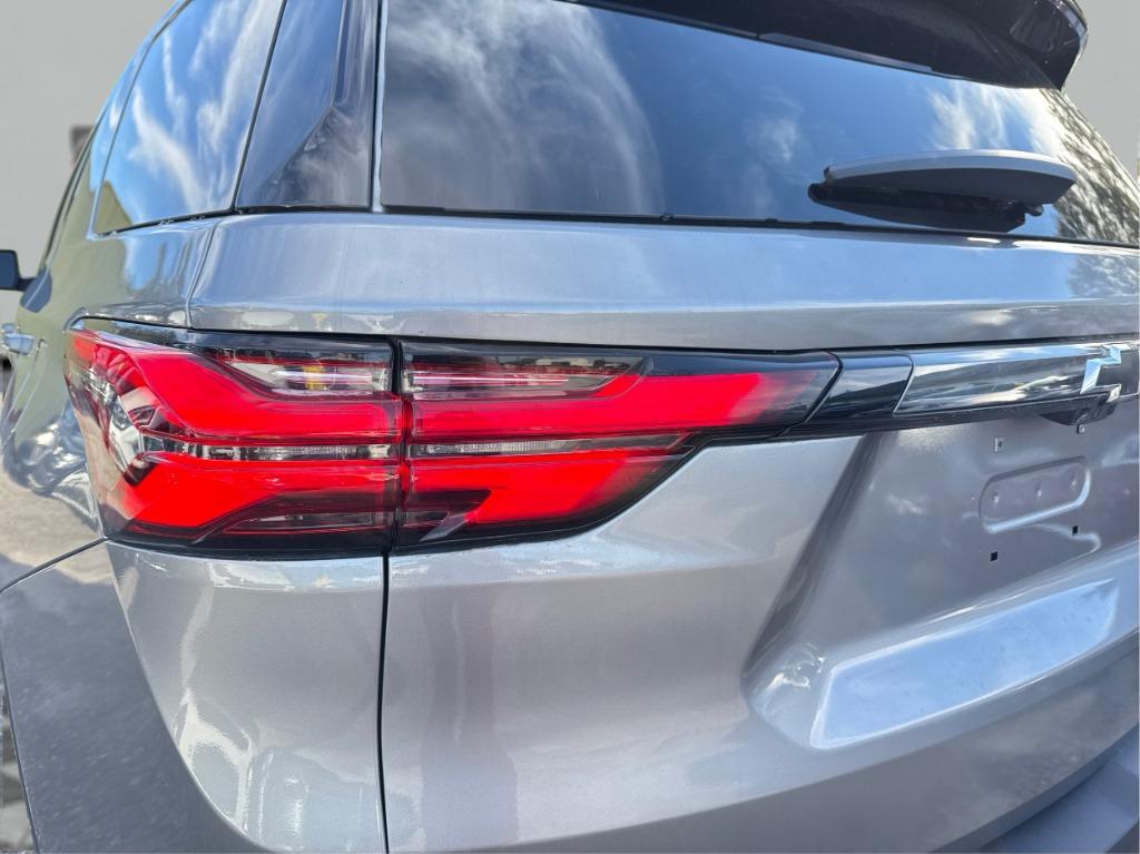 2023 Chevrolet Traverse - $23,900