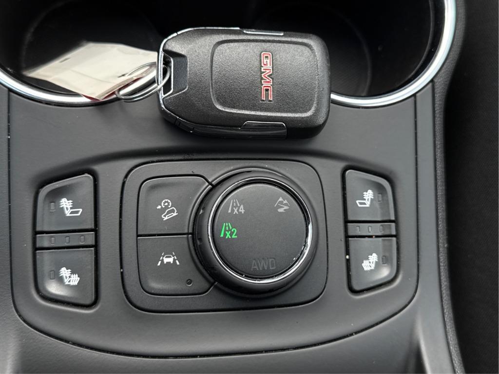 2023 GMC Terrain - $17,900