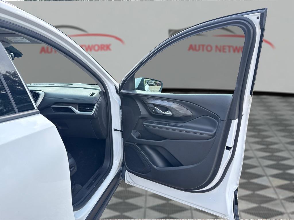 2023 GMC Terrain - $17,900