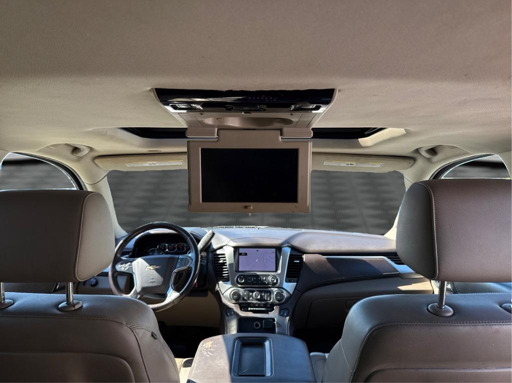2015 Chevrolet Suburban - $11,900