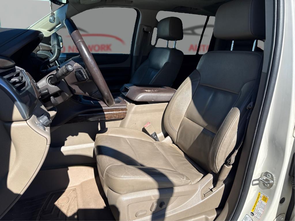 2015 Chevrolet Suburban - $11,900