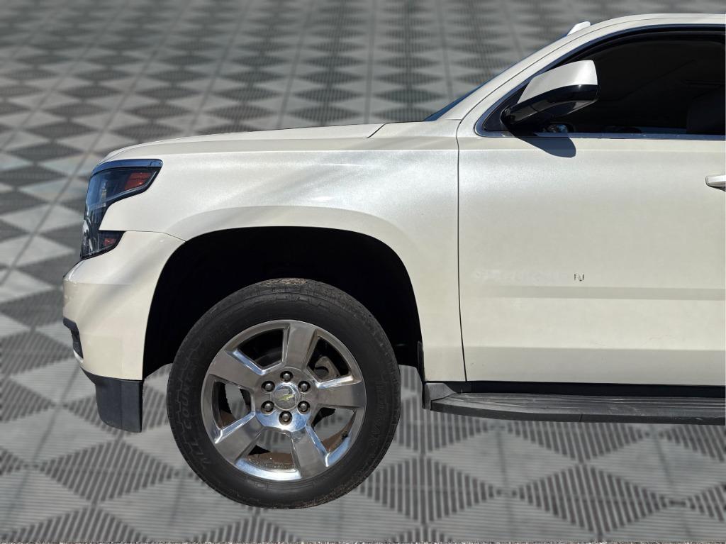 2015 Chevrolet Suburban - $11,900