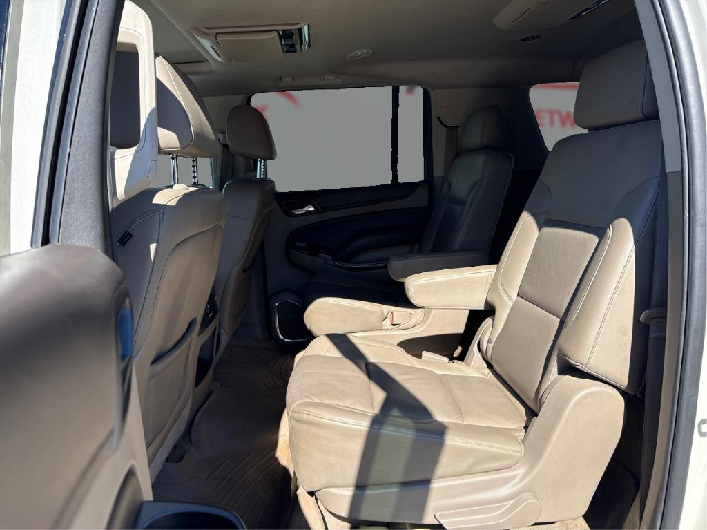 2015 Chevrolet Suburban - $11,900