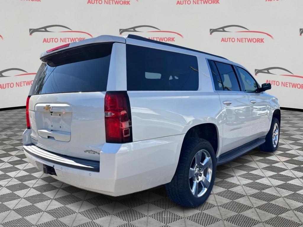 2015 Chevrolet Suburban - $11,900