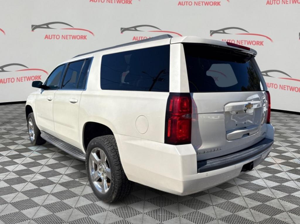 2015 Chevrolet Suburban - $11,900