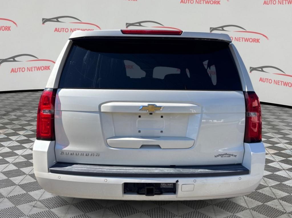 2015 Chevrolet Suburban - $11,900
