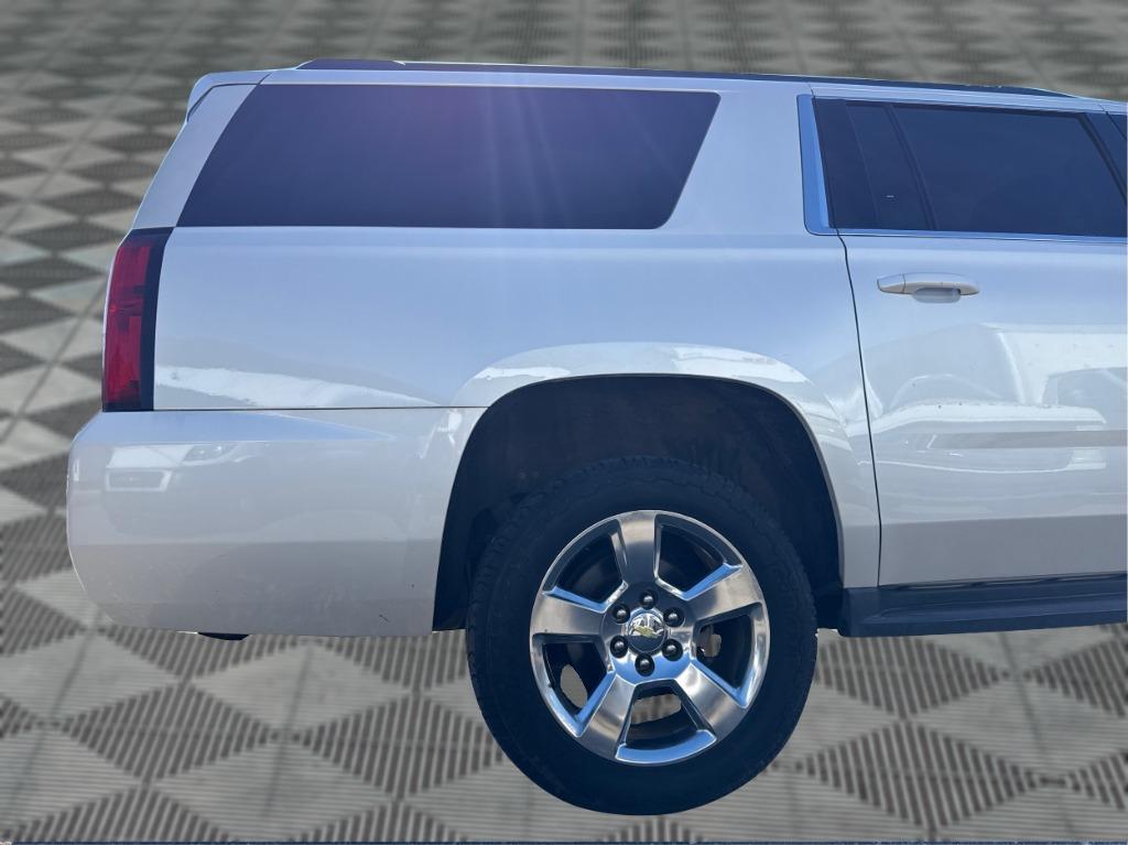 2015 Chevrolet Suburban - $11,900