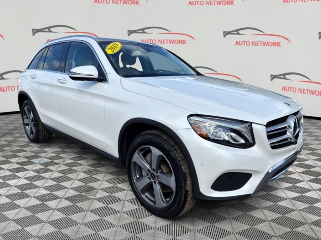 2019 Mercedes-Benz GLC - $14,900