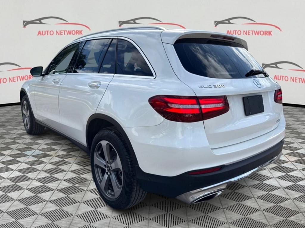 2019 Mercedes-Benz GLC - $14,900
