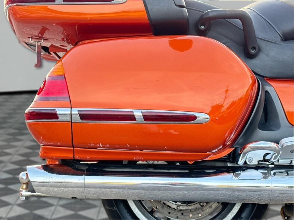 2002 Honda Gold Wing - $3,900