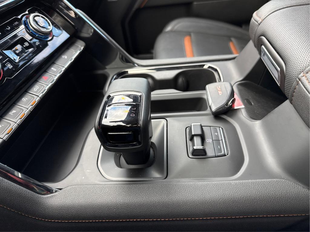 2024 GMC Sierra - $39,900