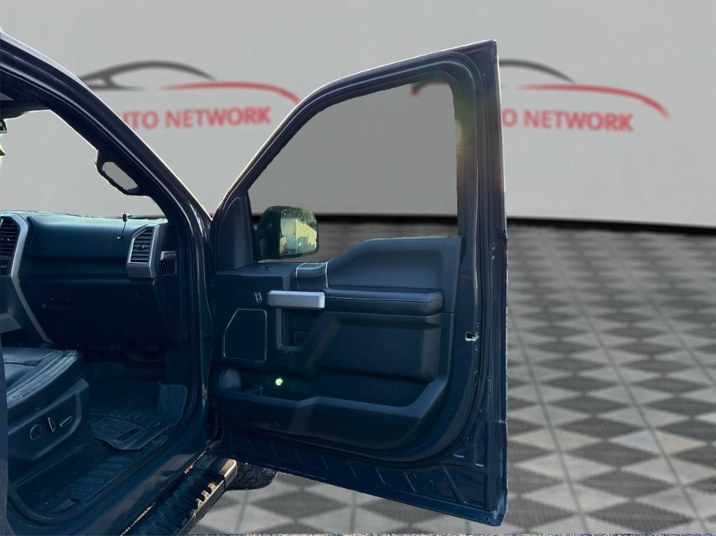 2016 Ford F-150 - $19,900