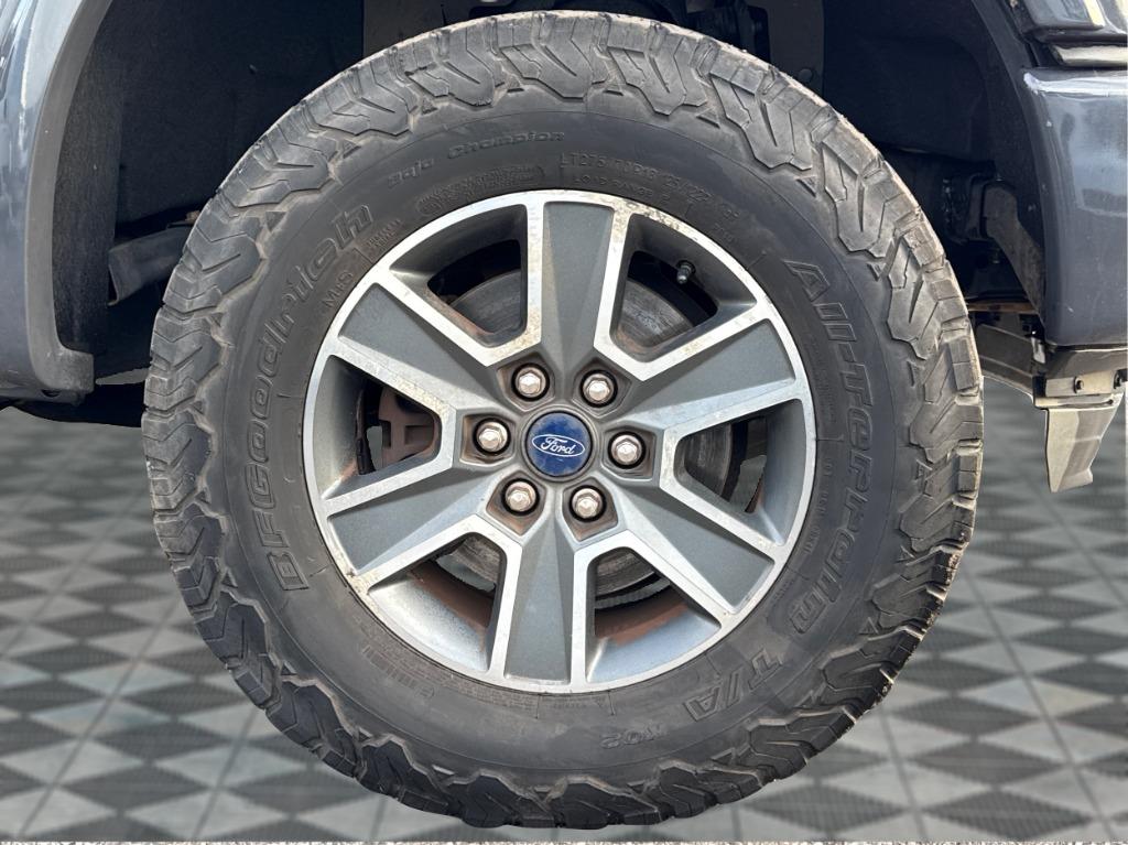 2016 Ford F-150 - $19,900