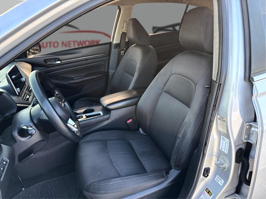 2020 Nissan Altima - $11,900