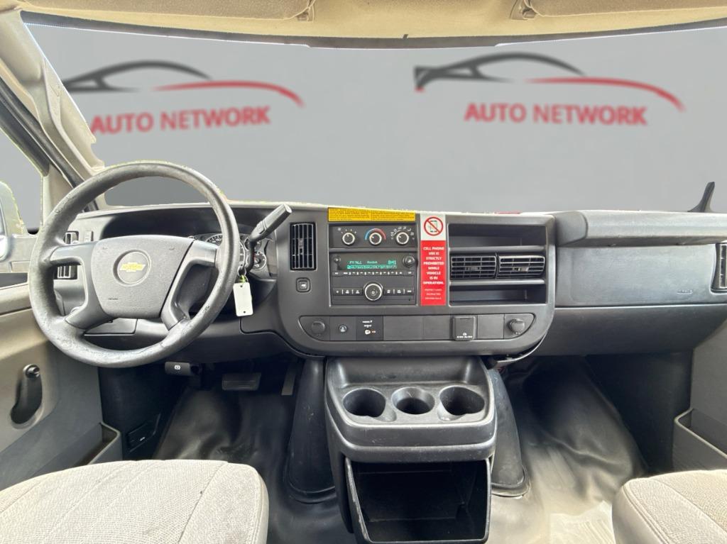 2016 Chevrolet Commercial Vans - $17,900