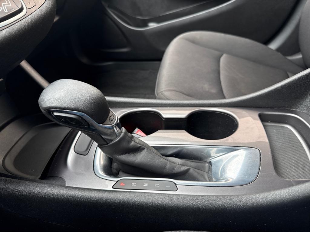 2022 Chevrolet Malibu - $11,900