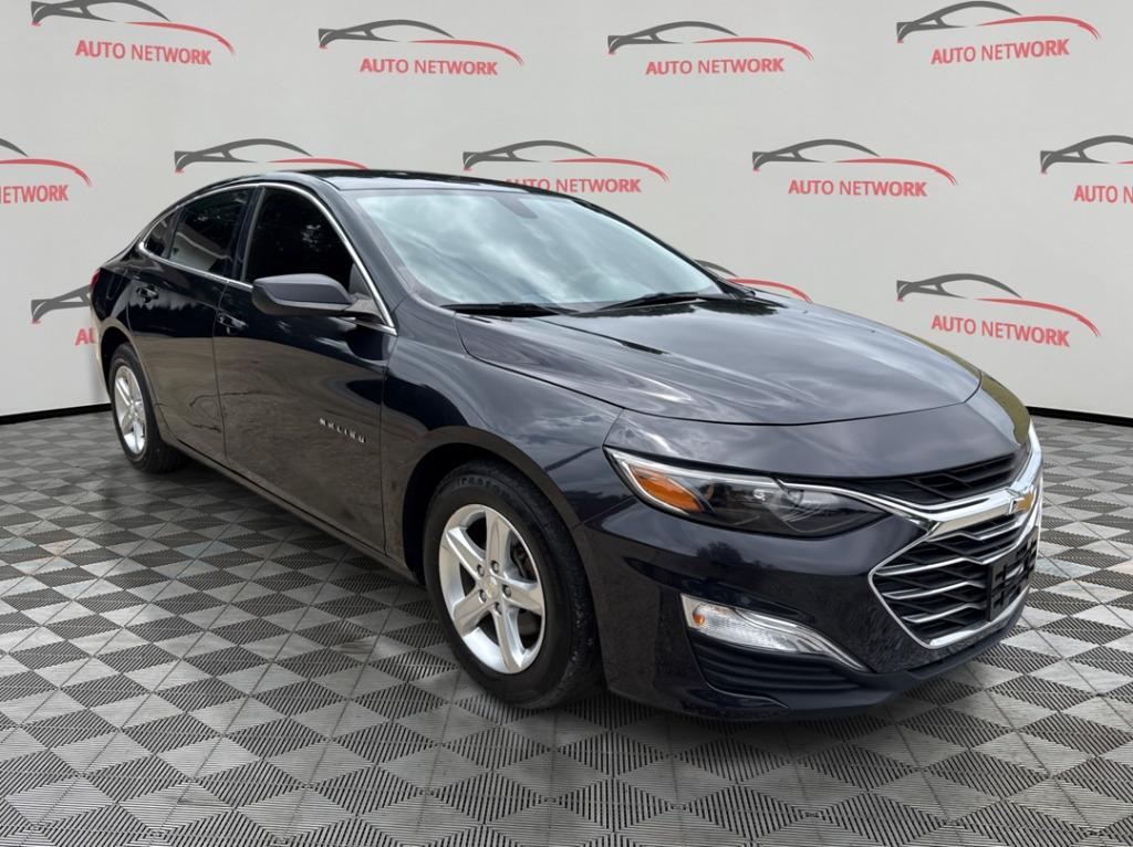 2022 Chevrolet Malibu - $11,900