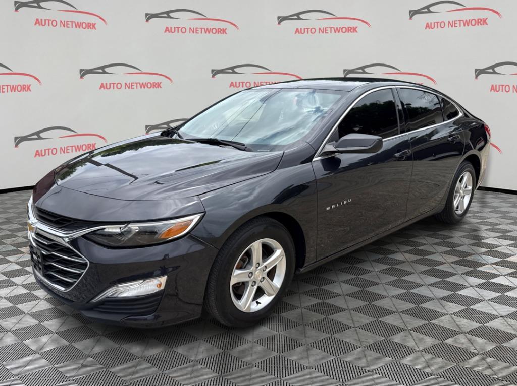 2022 Chevrolet Malibu - $11,900