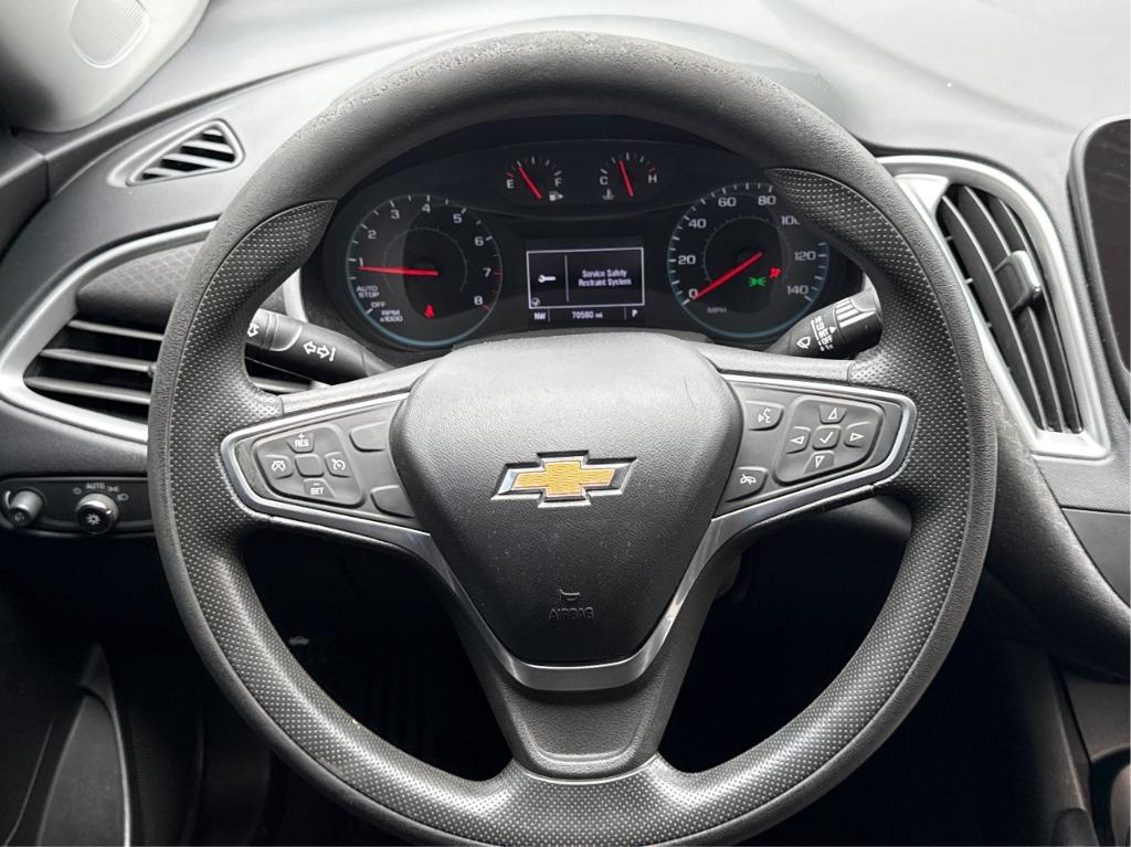2022 Chevrolet Malibu - $11,900