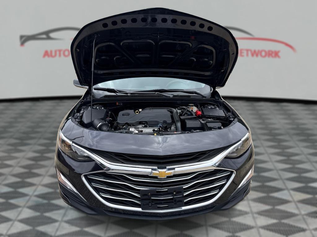 2022 Chevrolet Malibu - $11,900