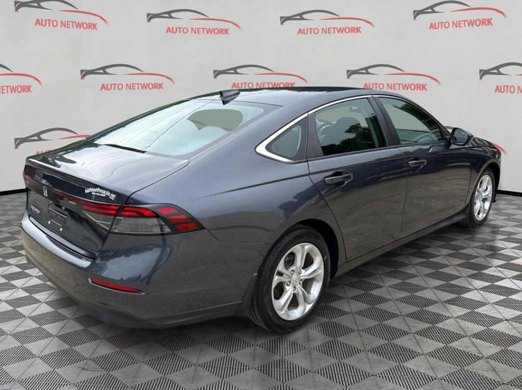 2023 Honda Accord - $17,900