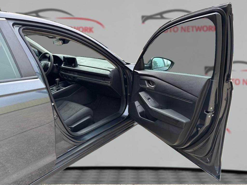 2023 Honda Accord - $17,900