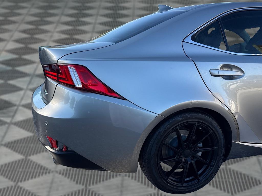 2015 Lexus IS - $14,900