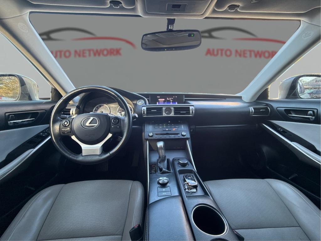 2015 Lexus IS - $14,900