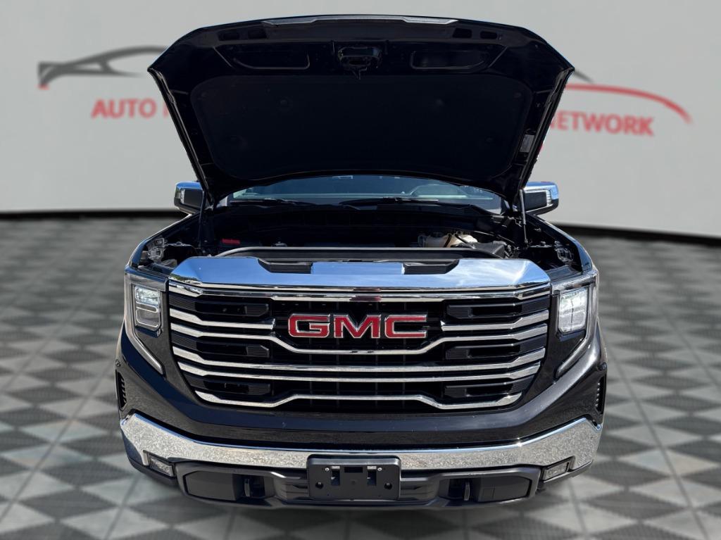 2025 GMC Sierra 1500 - $43,900