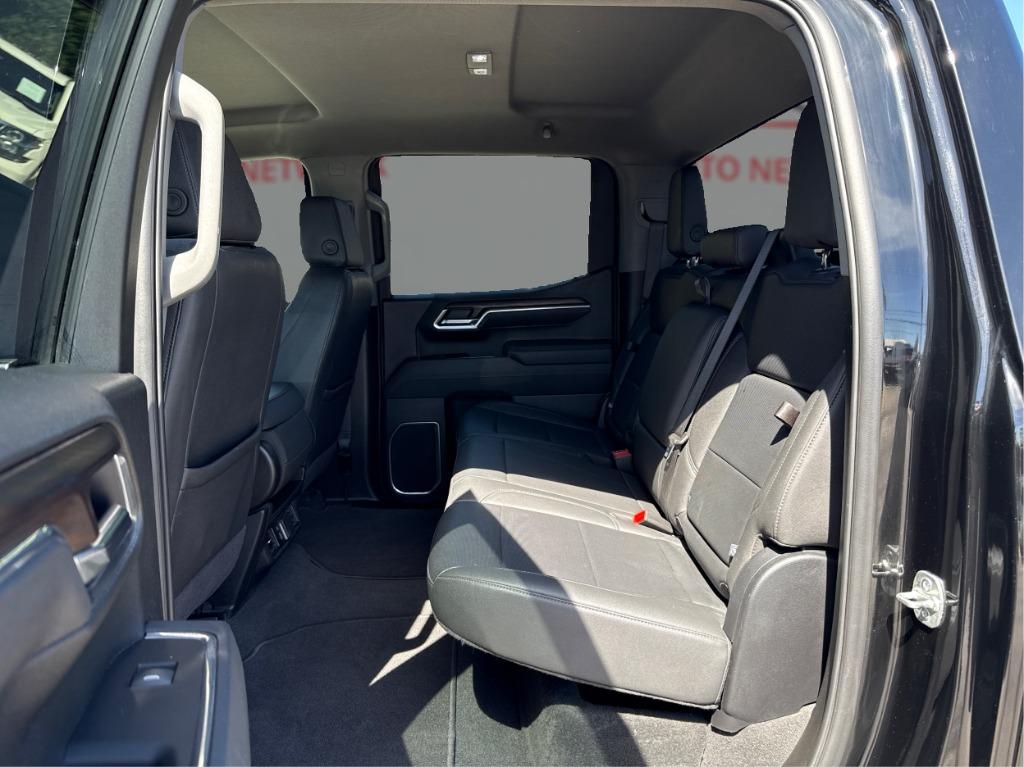 2025 GMC Sierra 1500 - $43,900