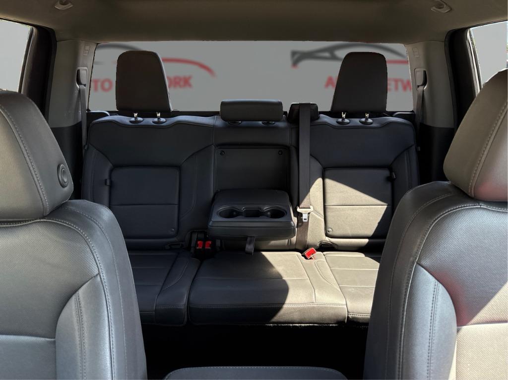 2025 GMC Sierra 1500 - $43,900