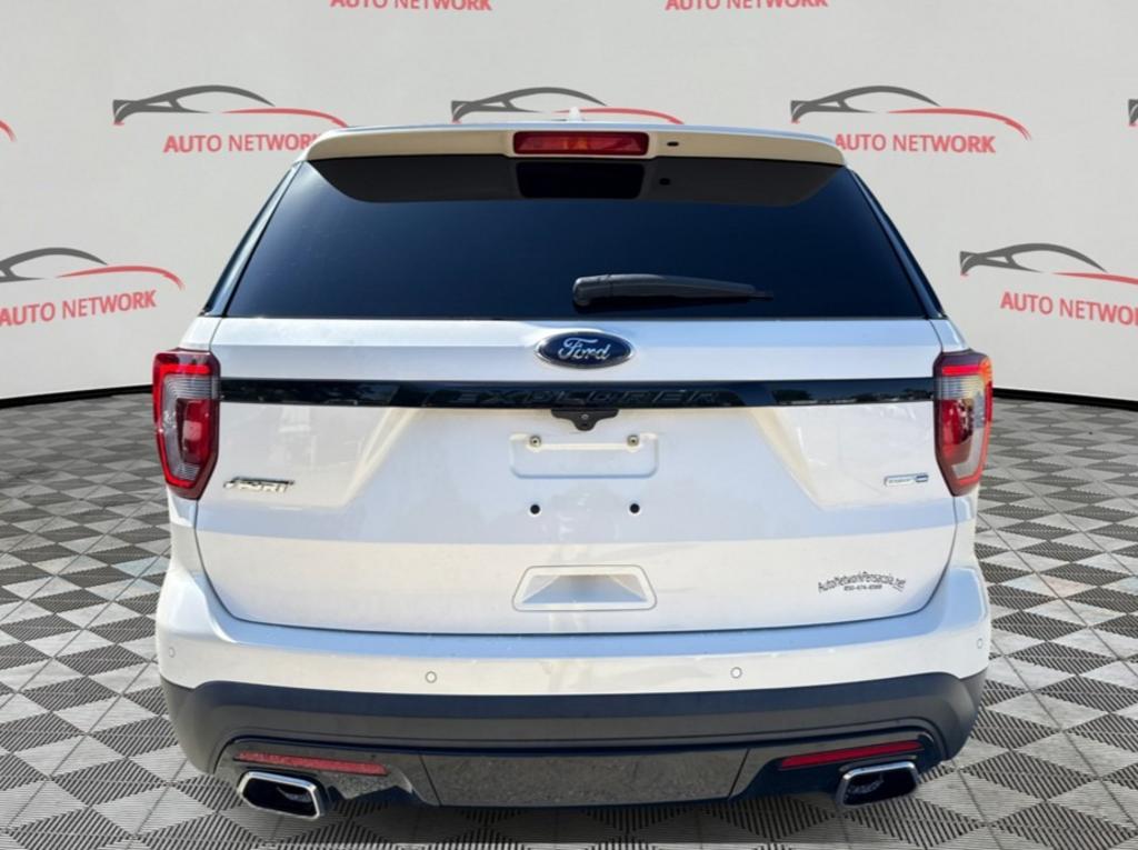 2017 Ford Explorer - $12,900