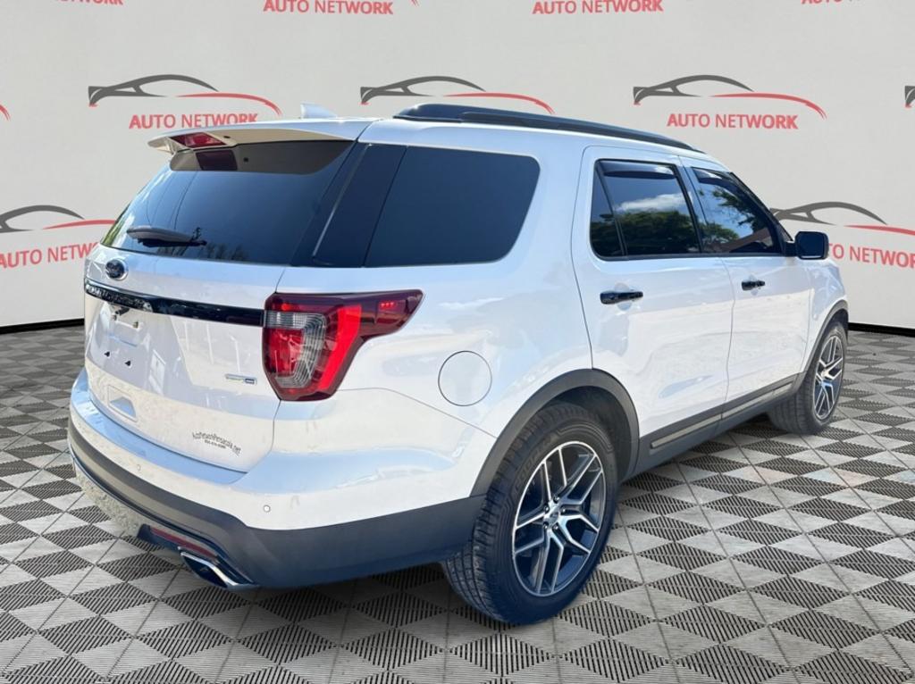 2017 Ford Explorer - $12,900
