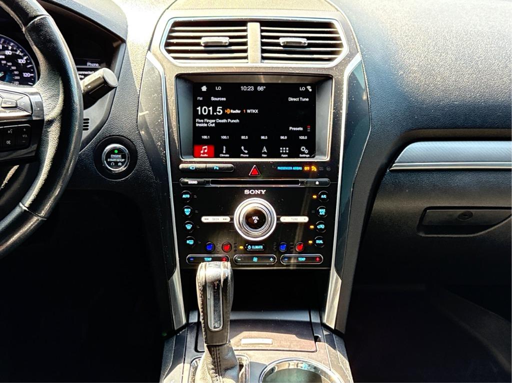 2017 Ford Explorer - $12,900