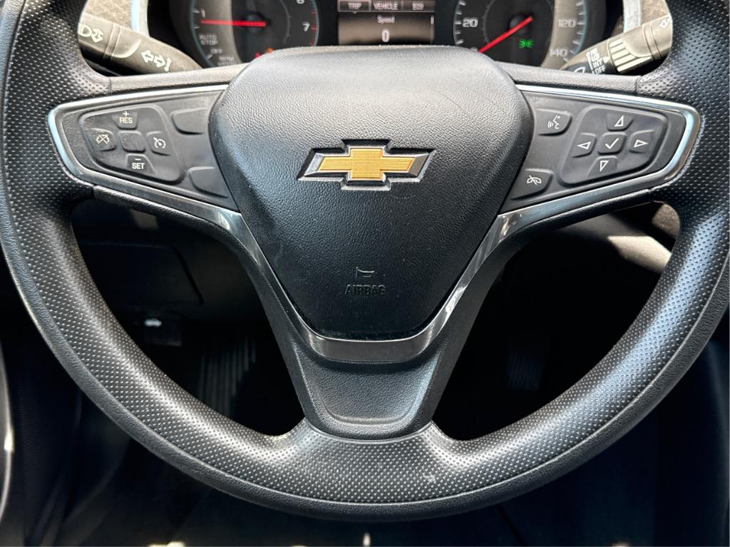 2020 Chevrolet Malibu - $12,900